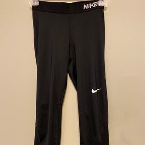 Nike Pro Cropped Leggings